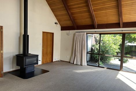 Photo of property in 41 Sayers Crescent, Ilam, Christchurch, 8041