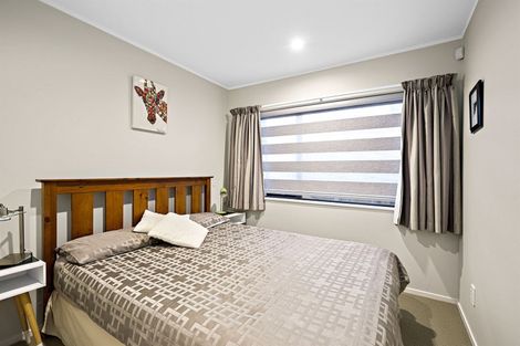 Photo of property in 2/69 Nile Road, Milford, Auckland, 0620