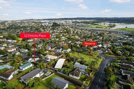 Photo of property in 12 Felicity Place, Unsworth Heights, Auckland, 0632