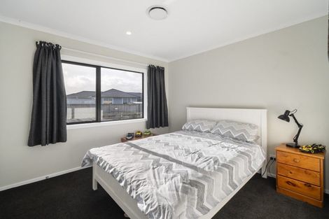Photo of property in 34 George Street, Bulls, 4818