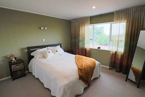 Photo of property in 33 Victoria Street, Foxton, 4814