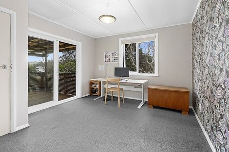 Photo of property in 61 Bell Street, Tawa, Wellington, 5028