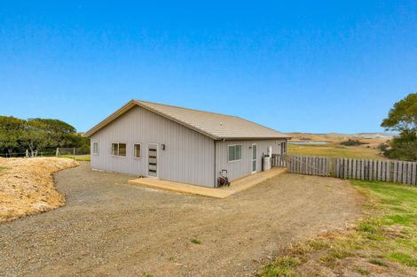 Photo of property in 1498 Oneriri Road, Kaiwaka, 0573