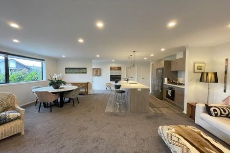 Photo of property in 7 Magdalinos Way, Havelock North, 4130