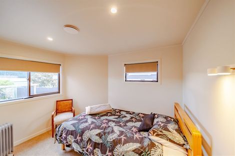 Photo of property in 132 North Shore Road, Eskdale, Napier, 4182