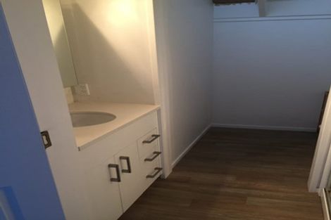 Photo of property in 2a/66 Mount Eden Road, Mount Eden, Auckland, 1024