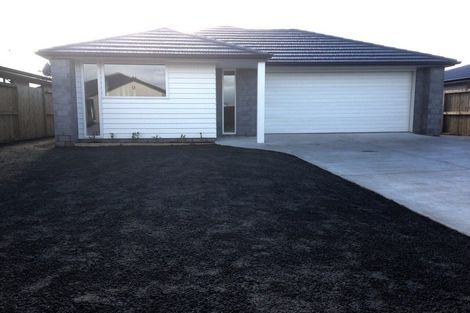 Photo of property in 19 Raiha Street, Papamoa Beach, Papamoa, 3118