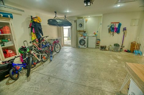 Photo of property in 16 Ridgeway Drive, Greymouth, 7805