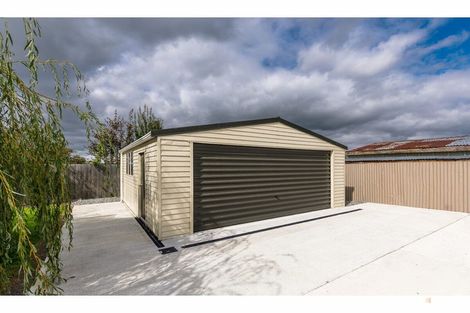 Photo of property in 39 Rhodes Street, Waimate, 7924
