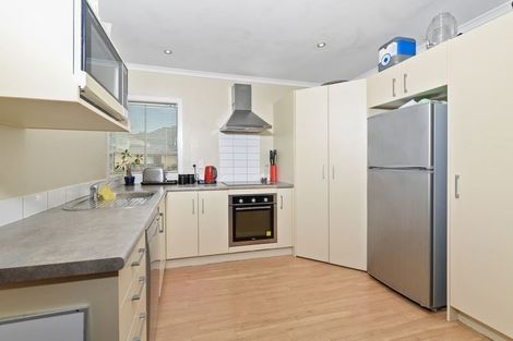 Photo of property in 51/64 Kawaha Point Road, Kawaha Point, Rotorua, 3010