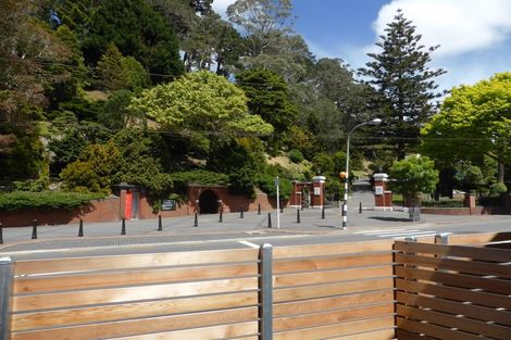 Photo of property in Sharella Living, 20 Glenmore Street, Thorndon, Wellington, 6011