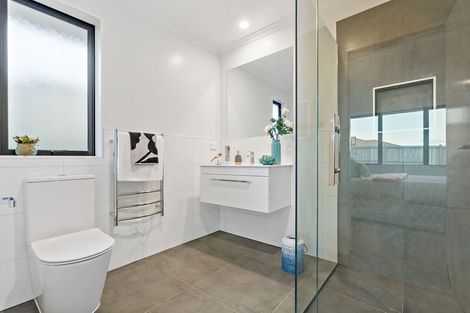 Photo of property in 69 Harriet Johnston Drive, Pokeno, 2402