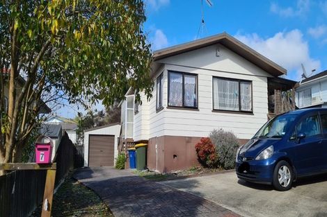 Photo of property in 7 Alidade Place, Massey, Auckland, 0614