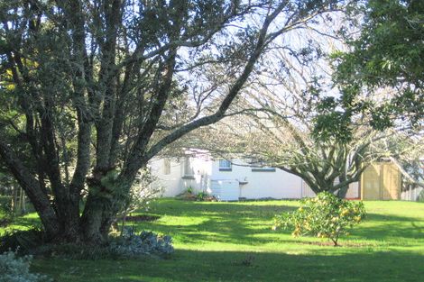 Photo of property in 29 Riverview Road, Cooks Beach, Whitianga, 3591