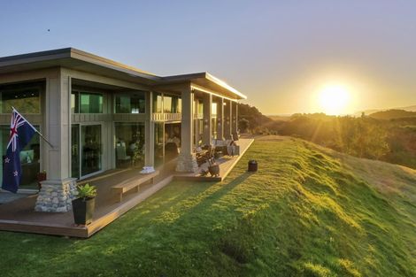 Photo of property in 187 Peka Peka Road, Peka Peka, Waikanae, 5391