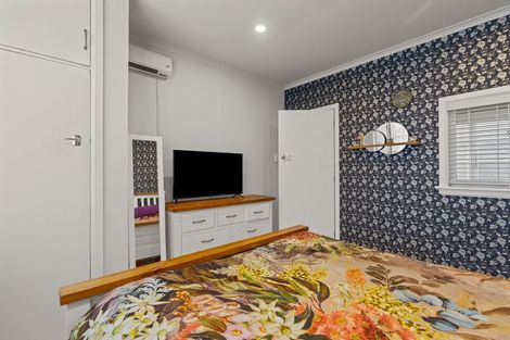 Photo of property in 16 Ocean Beach Street, Foxton Beach, Foxton, 4815