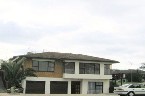 Photo of property in 9 The Mall, Mount Maunganui, 3116