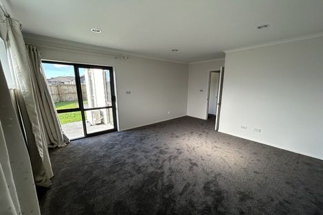 Photo of property in 2 Capricorn Place, Rototuna North, Hamilton, 3210
