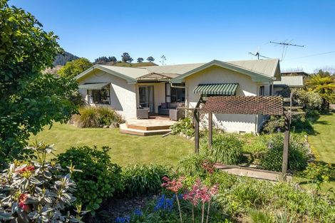 Photo of property in 2 Riwaka-kaiteriteri Road, Riwaka, Motueka, 7197