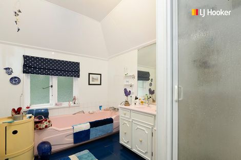 Photo of property in 5 Pacific Street, Roslyn, Dunedin, 9010