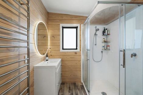 Photo of property in 86 Valley Road, Waitoki, 0871