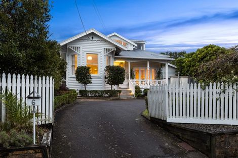 Photo of property in 6 Stafford Road, Northcote Point, Auckland, 0627