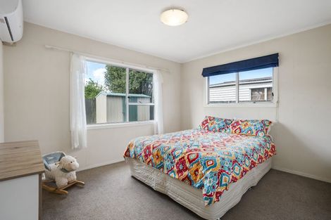 Photo of property in 7 Glengowan Place, Conifer Grove, Takanini, 2112