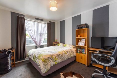 Photo of property in 15 Fox Street, Woodville, 4920