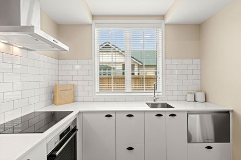 Photo of property in 2/44 Cleveland Street, Edgeware, Christchurch, 8013