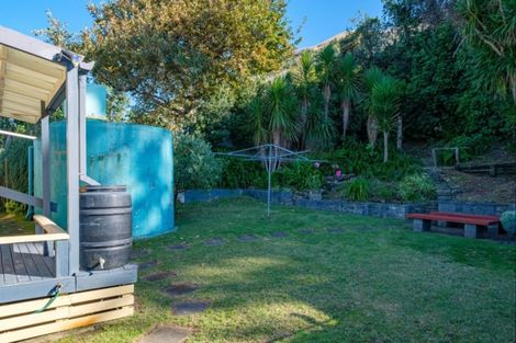 Photo of property in 15 Makorori Beach Road, Makorori, Gisborne, 4073