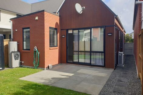 Photo of property in 14 Harakeke Road, Hobsonville, Auckland, 0616