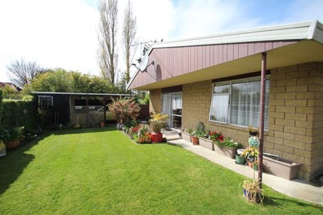 Photo of property in 7b Howard Street, Gore, 9710