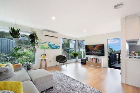 Photo of property in 38 Keegan Drive, Massey, Auckland, 0614