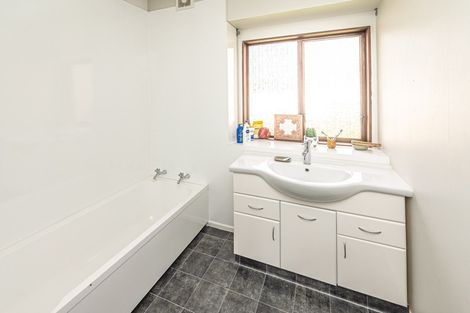 Photo of property in 11 Cypress Place, Aramoho, Whanganui, 4500