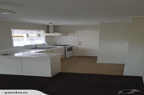 Photo of property in 30 Faith Bullock Place, New Lynn, Auckland, 0600