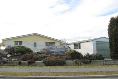Photo of property in 6 Kepler Place, Te Anau, 9600