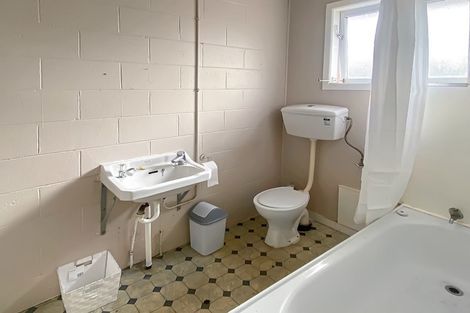 Photo of property in 46 Gardner Avenue, New Lynn, Auckland, 0600