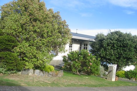 Photo of property in 26 Eskdale Road, Papakowhai, Porirua, 5024