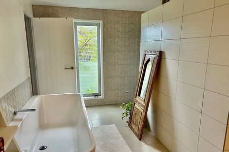 Photo of property in 50a Ocean Beach Road, Tairua, 3508