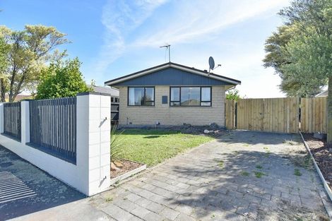 Photo of property in 42 Arran Crescent, Woolston, Christchurch, 8062