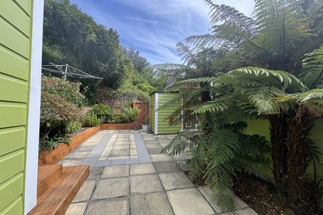 Photo of property in 40 Jackson Street, Island Bay, Wellington, 6023