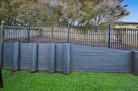 Photo of property in 113 Tiriwa Drive, Massey, Auckland, 0614