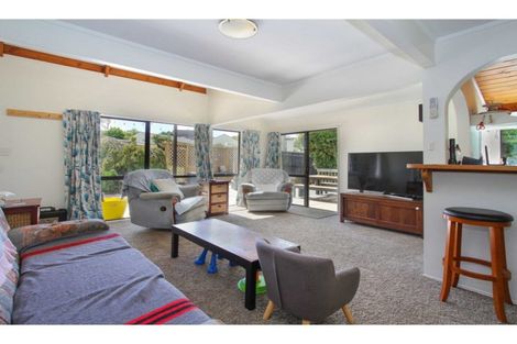 Photo of property in 1/36 James Street, Bayview, Auckland, 0629