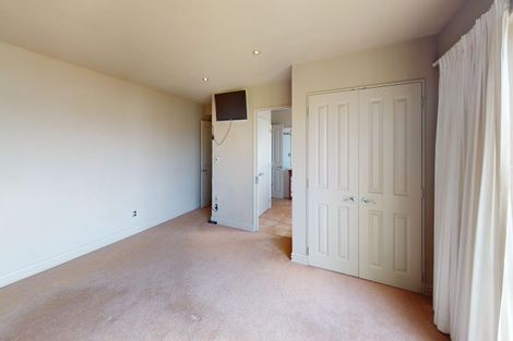 Photo of property in 14 Palliser Road, Roseneath, Wellington, 6011