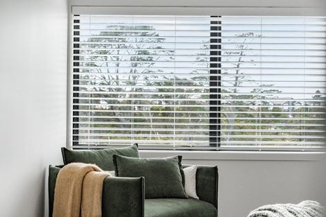 Photo of property in 9 Golden Fall Road, Hobsonville, 0616