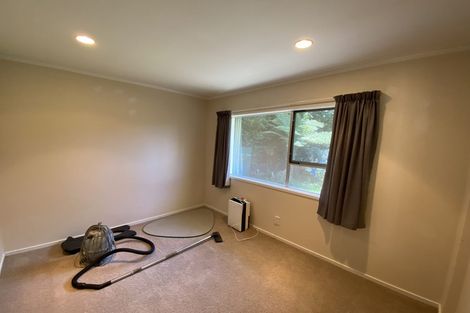 Photo of property in 41 Cron Avenue, Te Atatu South, Auckland, 0610