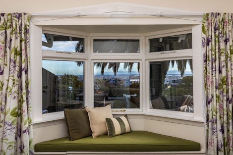 Photo of property in 67 Hackthorne Road, Cashmere, Christchurch, 8022