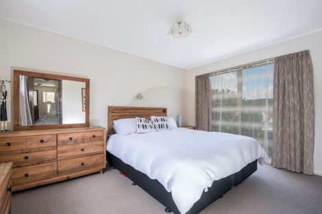 Photo of property in 2 Huia Street, Waikawa, Picton, 7220