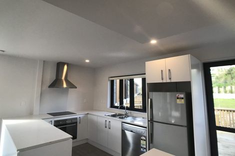 Photo of property in 1 Kanona Way, Albany Heights, Auckland, 0632