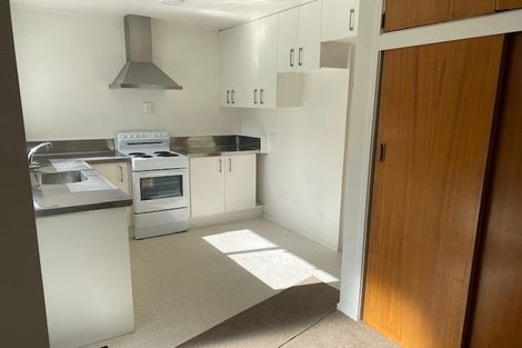 Photo of property in 2/13 Walter Street, Hauraki, Auckland, 0622